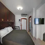 Venus Hotel 4*