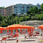 Venus Hotel 4*
