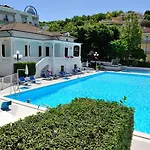 Venus Hotel
