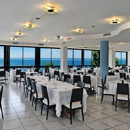 Hotel Venus 4*