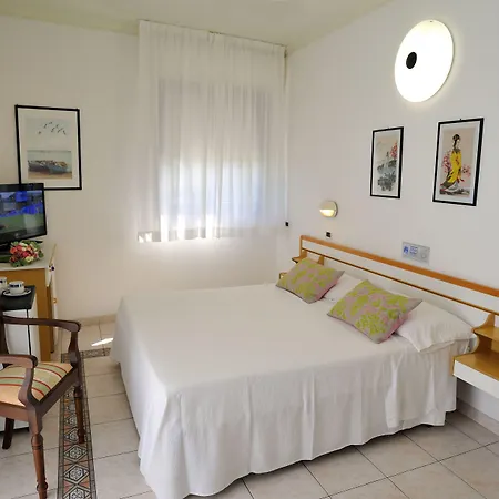 Hotel Venus 4*