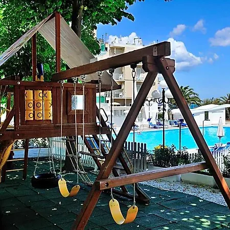 Venus Hotel 4*